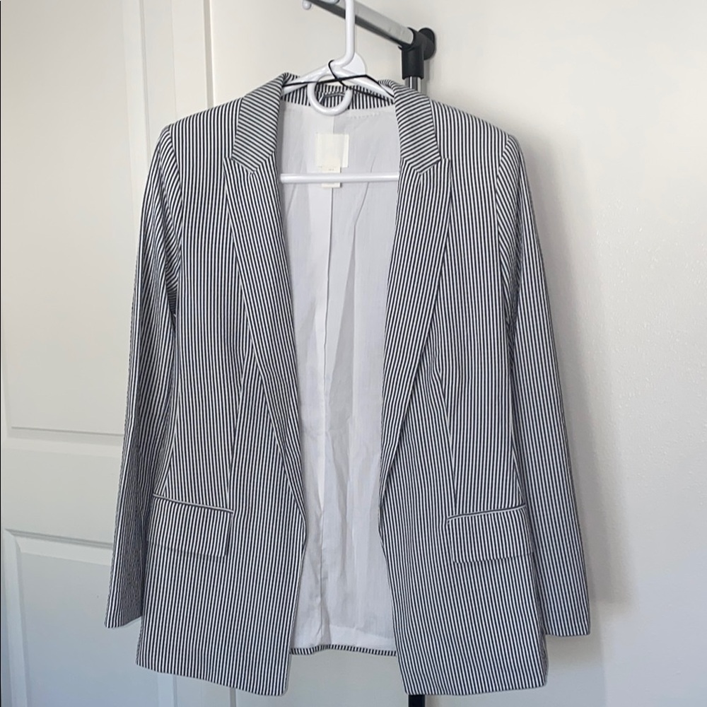 H&M Black and White Blazer with Classic Lapel